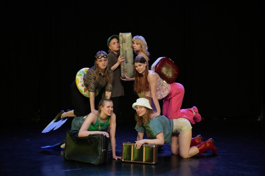 Sixice company: Crossroads